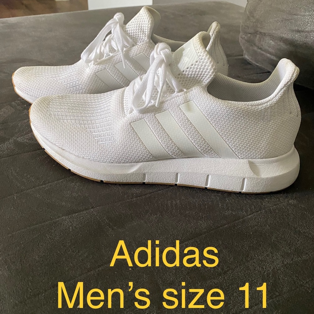 Mens adidas size 11